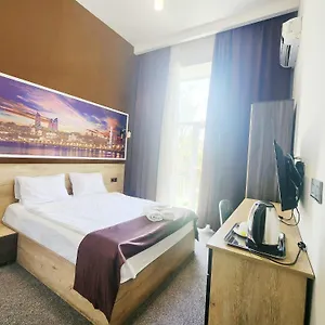 Otel Elysium, Bakü